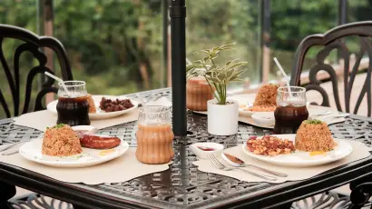 BREAKFAST_MEAL_OUTSIDE_SHOTS_012