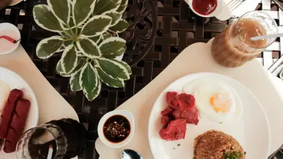 BREAKFAST_MEAL_OUTSIDE_SHOTS_022