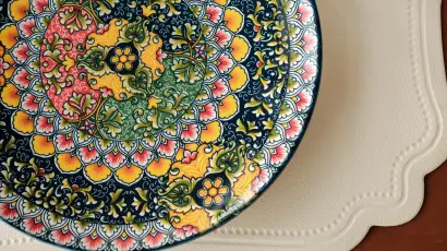 TEASER_OF_MERRY_PLATES_003